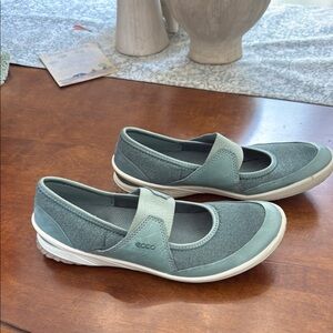 ECCO BLUE/Green Mary Jane Sneakers Size 40/9-9.5